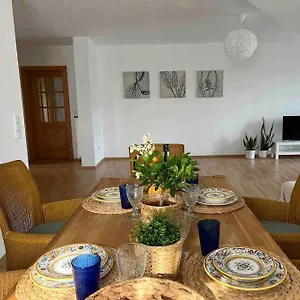 Apartment Landhaus Mit Pool, Burgthann